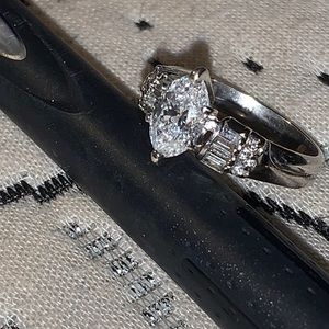14k Excellent Diamond ring